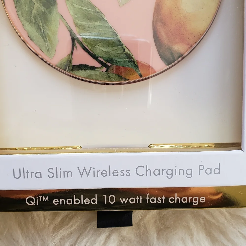 iHome 54th&Madison Ultra Slim Wireless Charging
